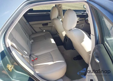 2006 Chrysler 300C z USA, uszkodzony, nr VIN 2C3KA63H26H246888